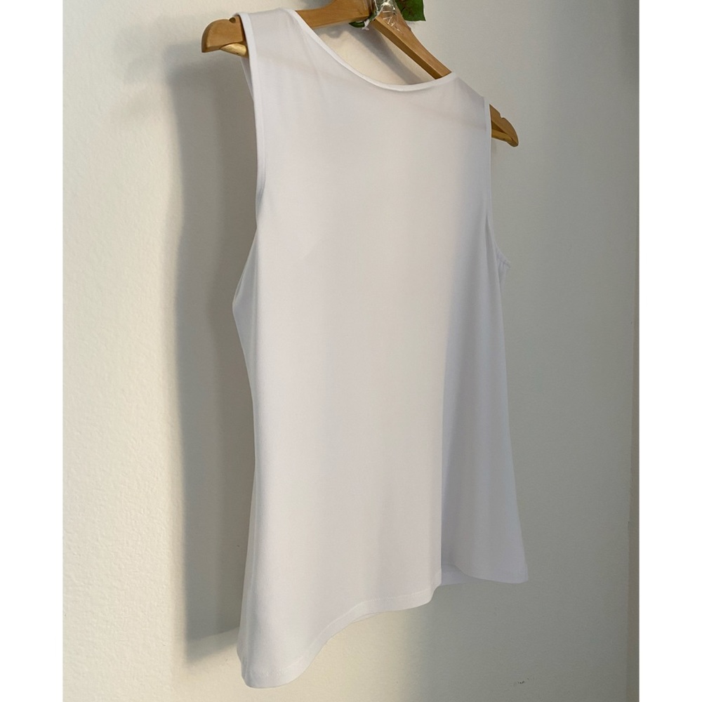 SOLD Micheal Kors White & Gold Sleeveless Blouse - Picture 9 of 10